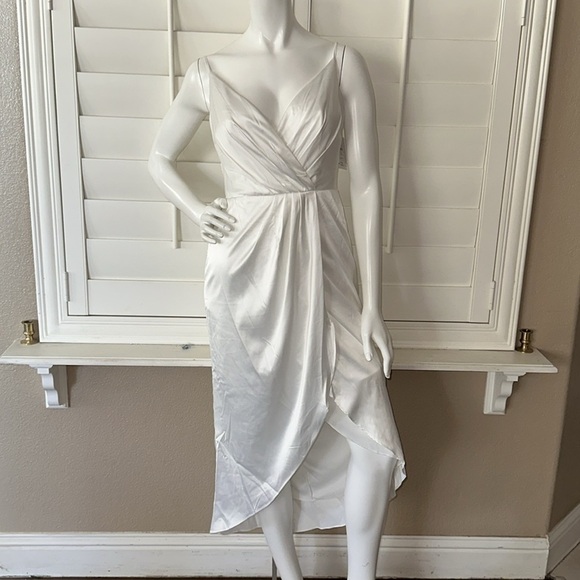 DB STUDIO hand-pleated spaghetti strap charmeuse slip dress - Picture 1 of 15